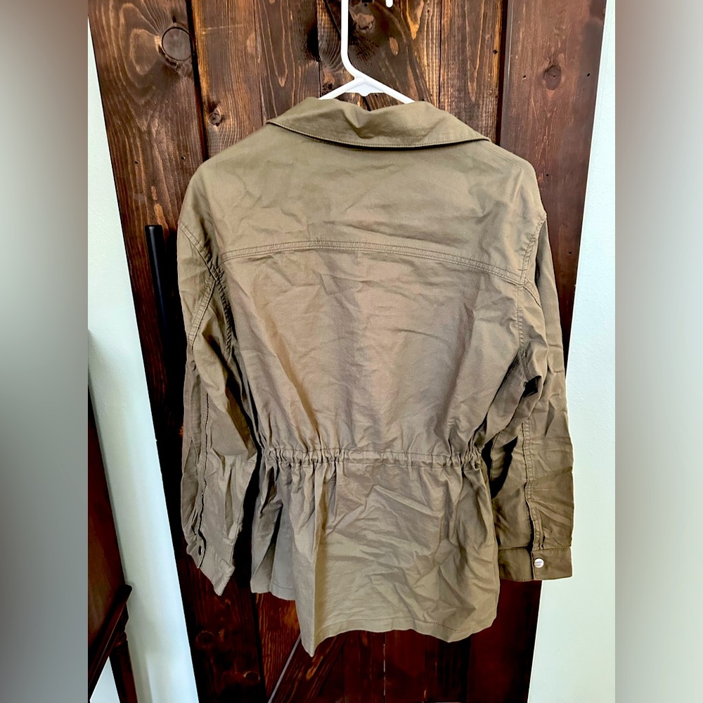 Women’s H&M lightweight jacket - Picture 2 of 3